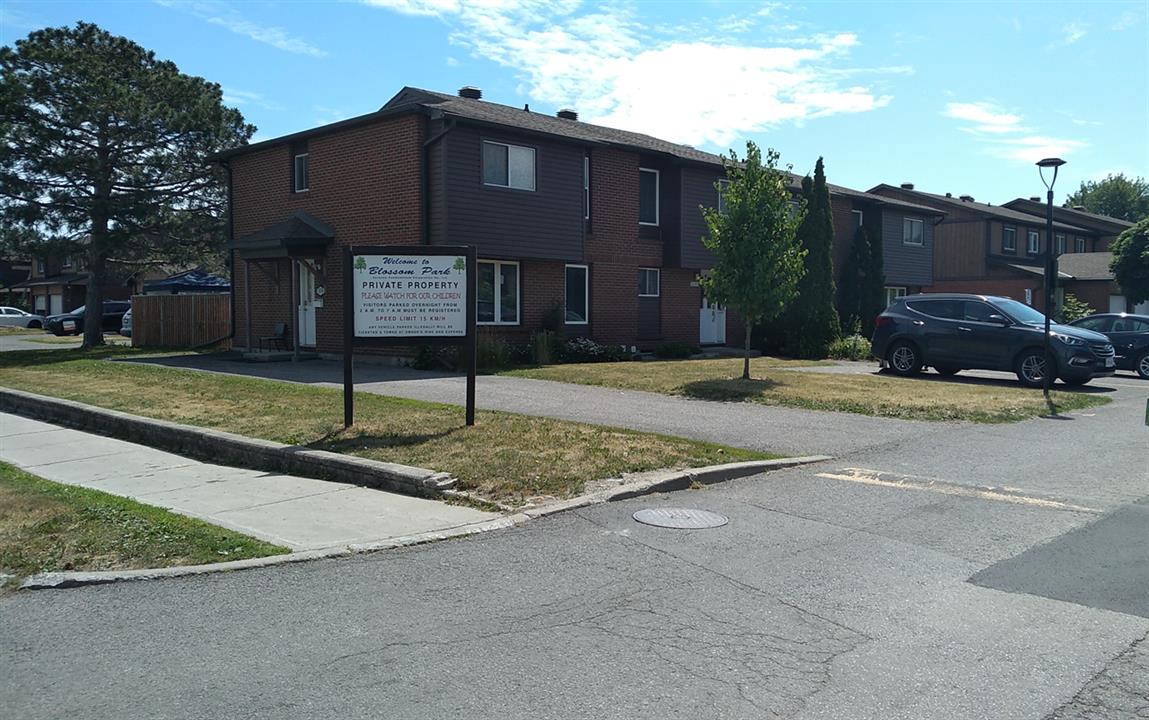 Entrance/Sign